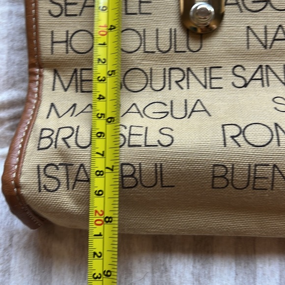 Pan Am tan canvas bag - Picture 6 of 6